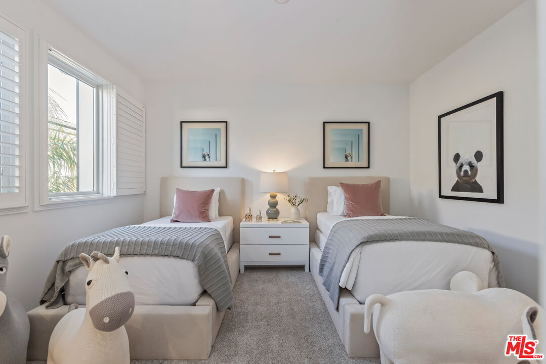 20162 W Cromwell Way