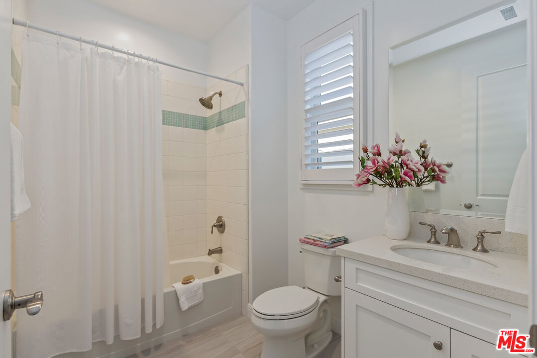 20162 W Cromwell Way