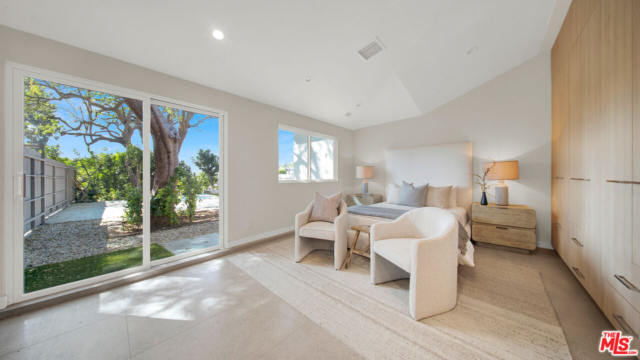 11601 Bellagio Rd