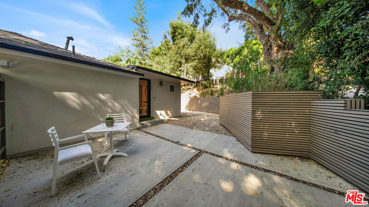 11601 Bellagio Rd