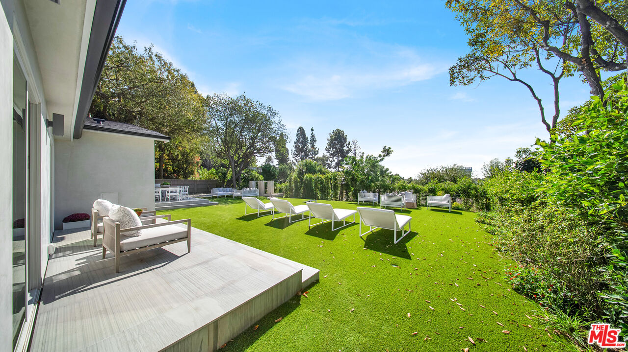 11601 Bellagio Rd