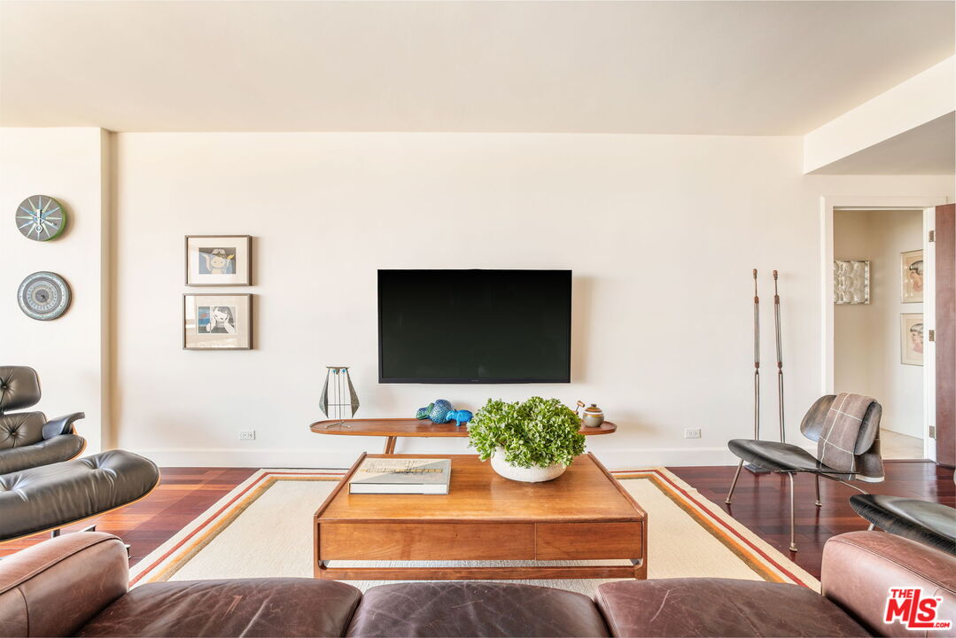 2220 Avenue Of The Stars Unit: 1803