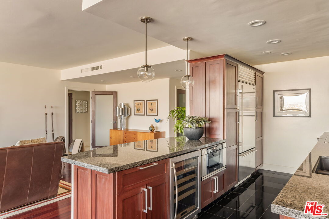 2220 Avenue Of The Stars Unit: 1803