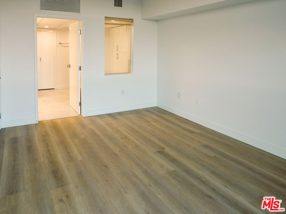 13700 Marina Pointe Dr Unit: 619