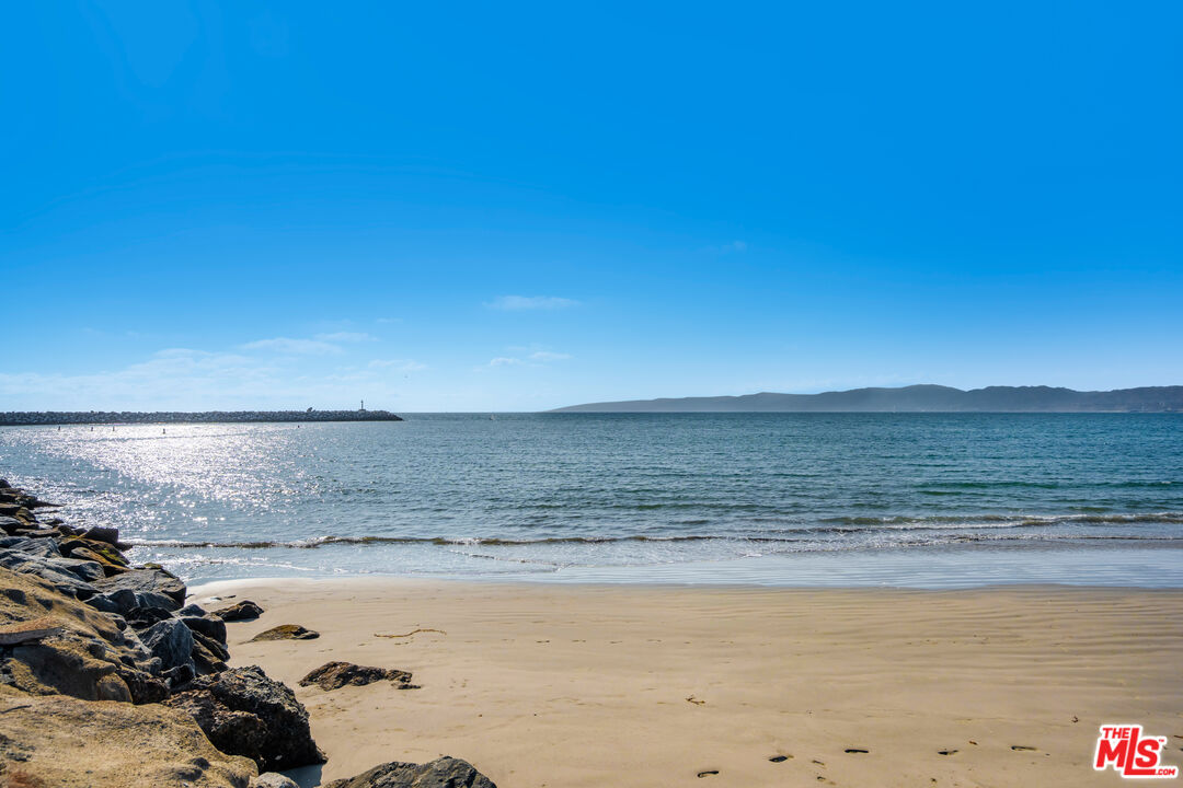 24 Westwind St Unit: C