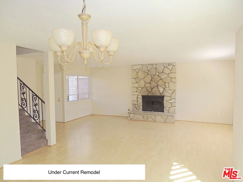 2214 Dufour Ave Unit: B