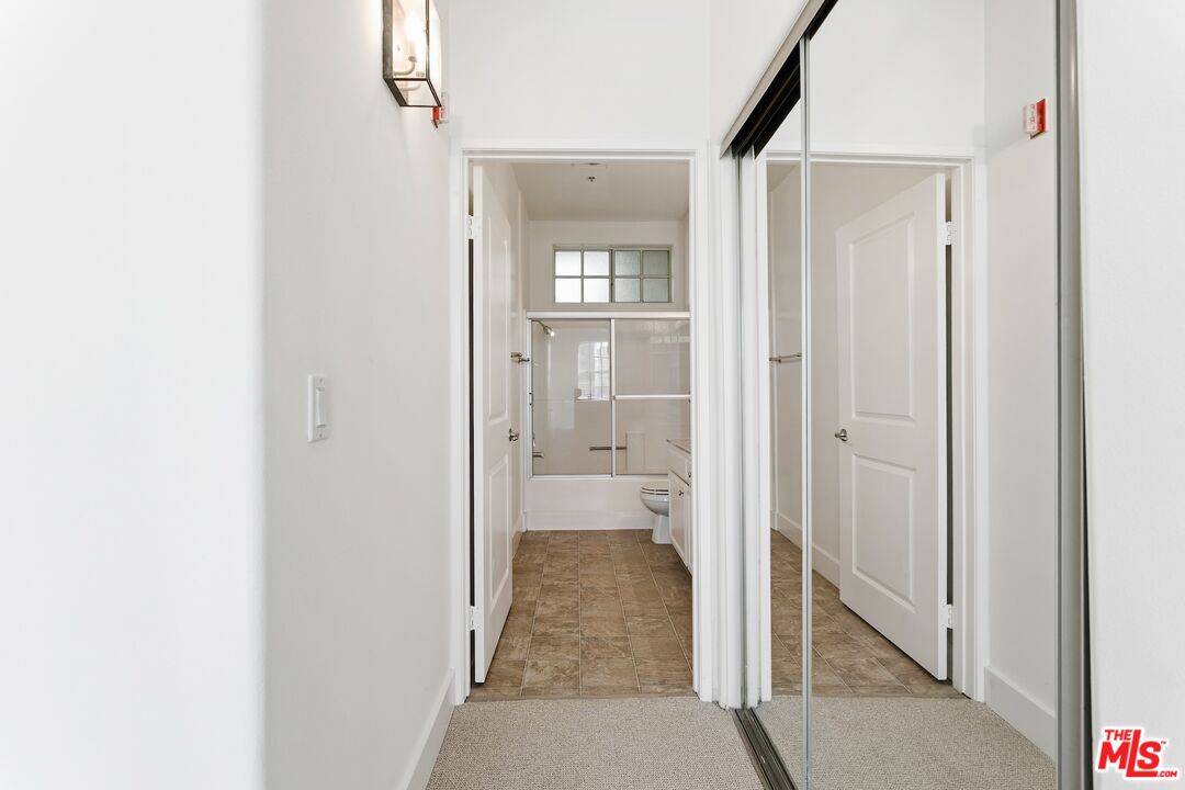 1225 Armacost Ave Unit: 304