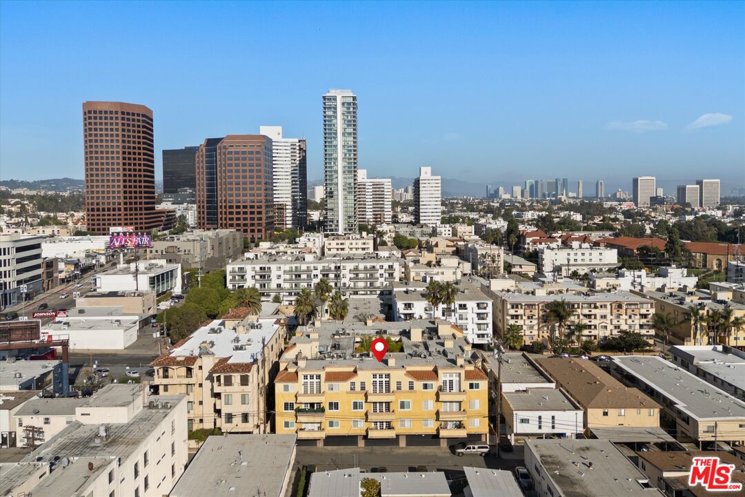 1225 Armacost Ave Unit: 304