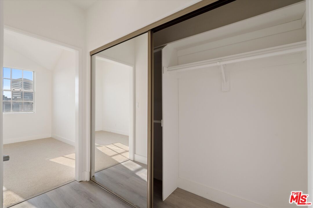 1225 Armacost Ave Unit: 304