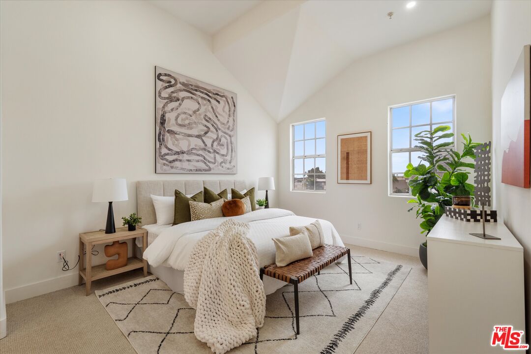 1225 Armacost Ave Unit: 304