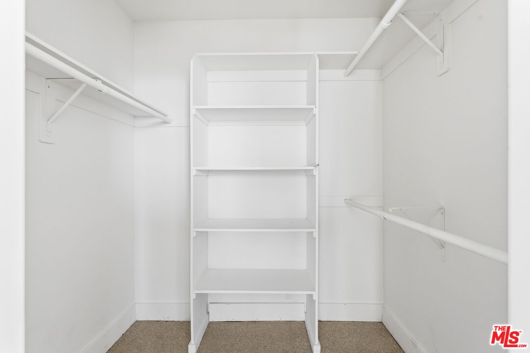 1225 Armacost Ave Unit: 304