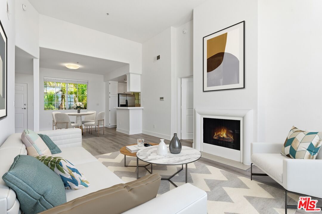 1225 Armacost Ave Unit: 304