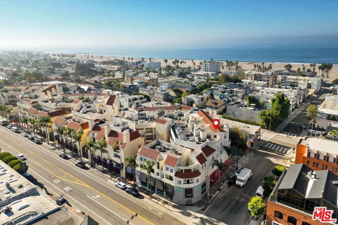 235 Main St Unit: 121