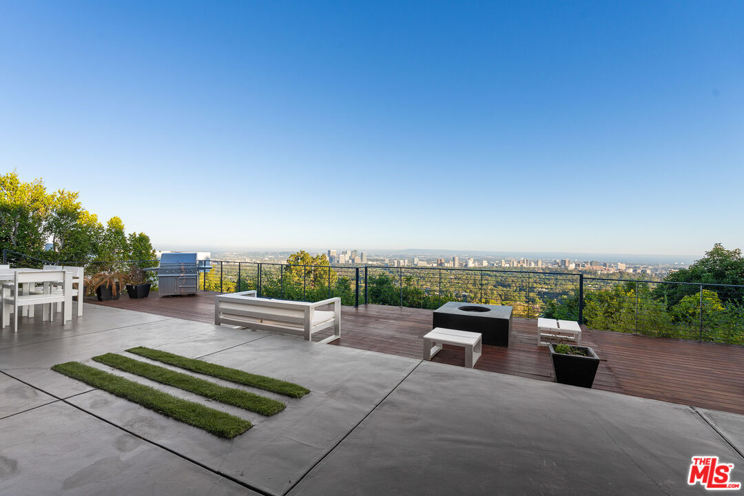 10134 Angelo View Dr