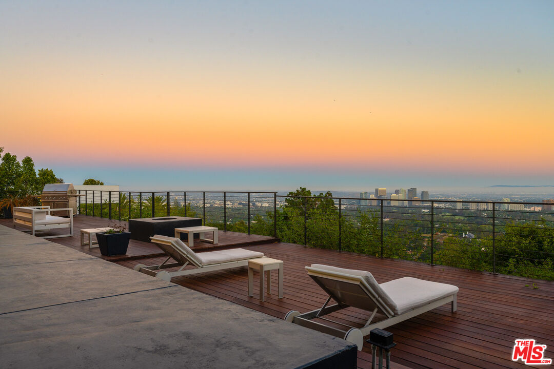 10134 Angelo View Dr