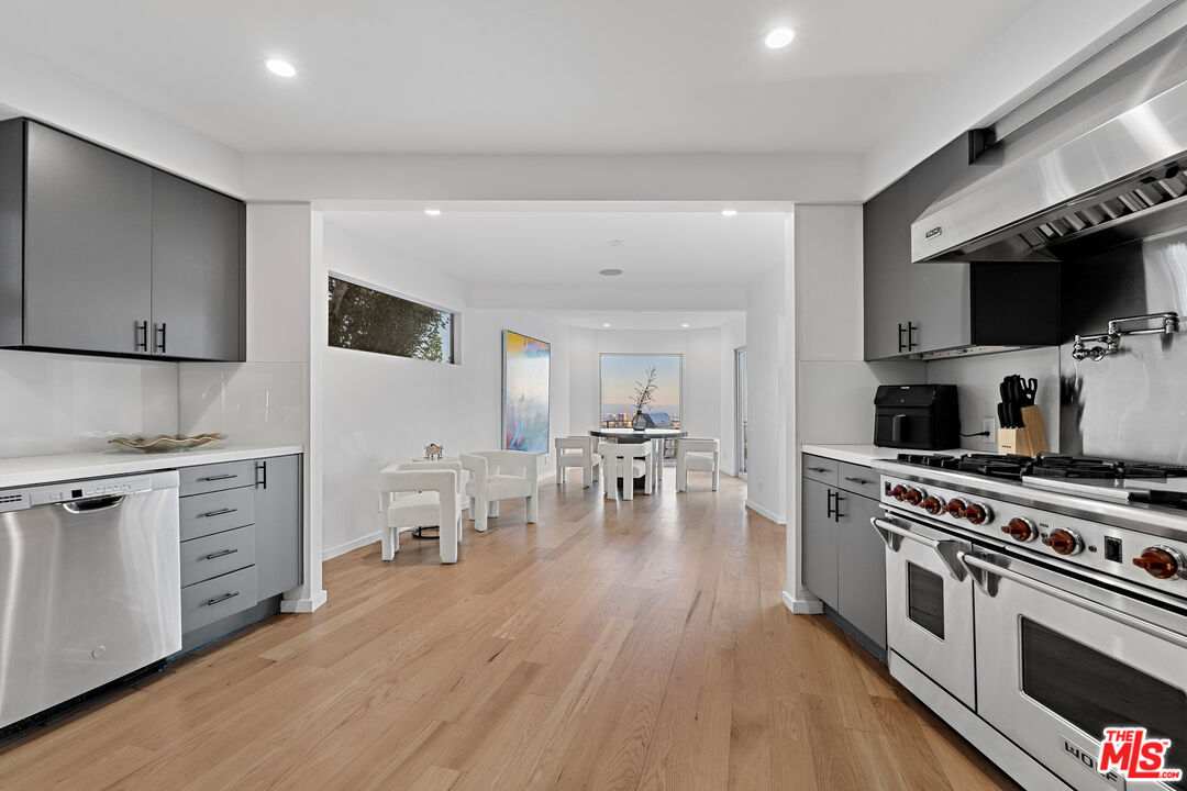 10134 Angelo View Dr