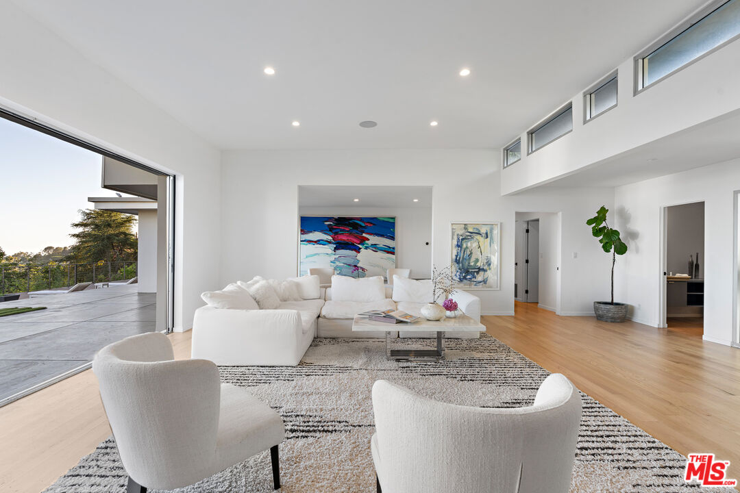 10134 Angelo View Dr