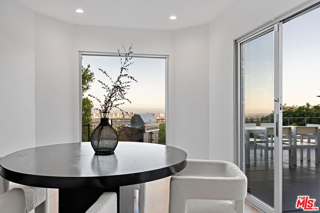 10134 Angelo View Dr