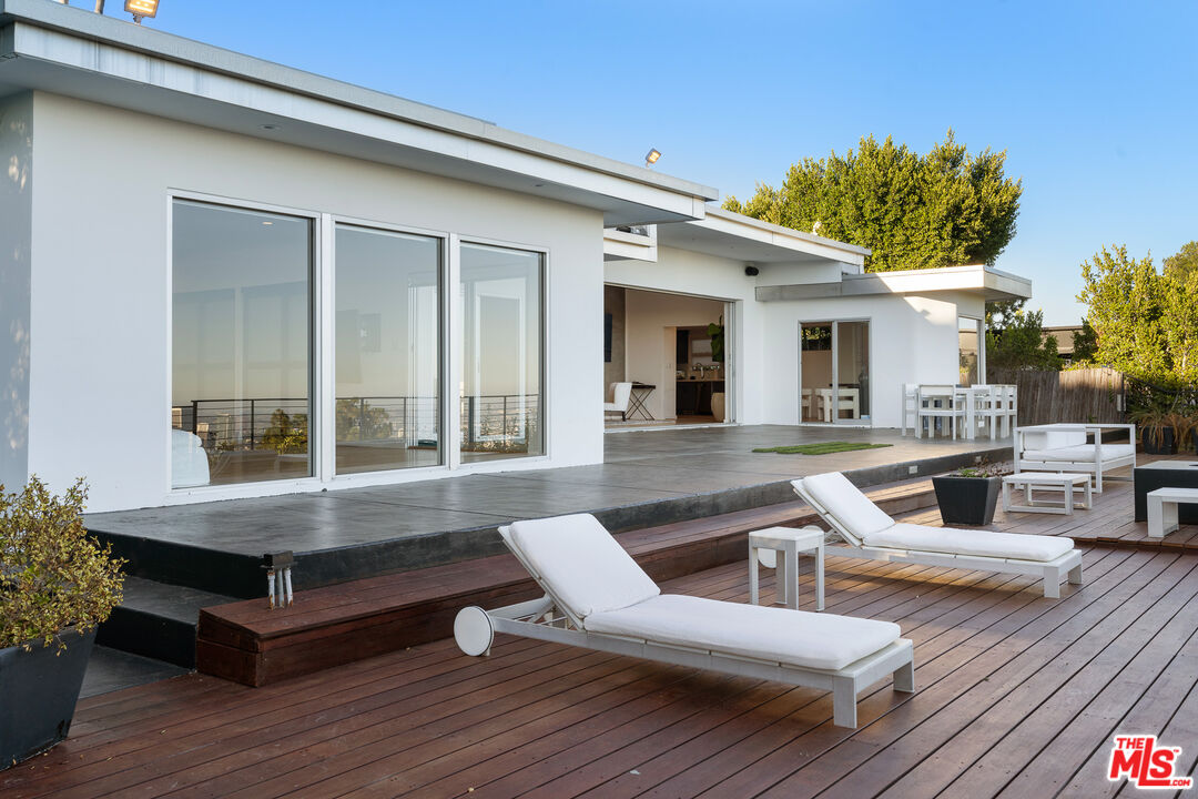 10134 Angelo View Dr