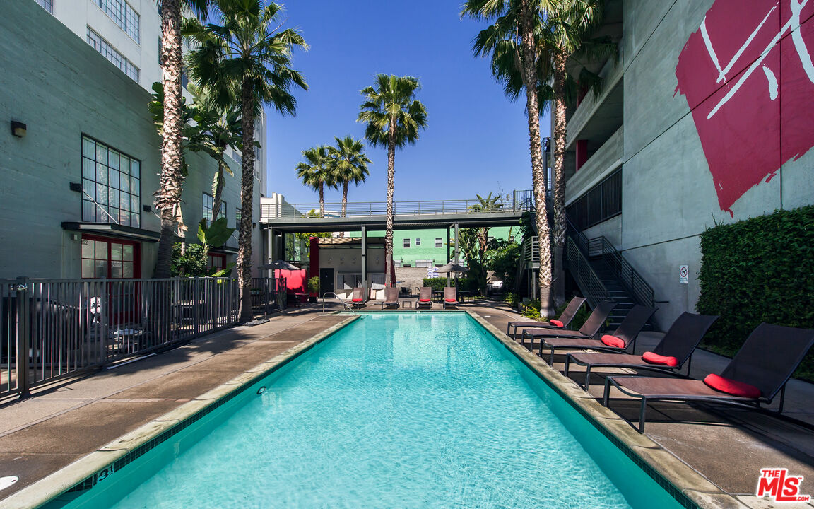 420 S San Pedro St Unit: 319