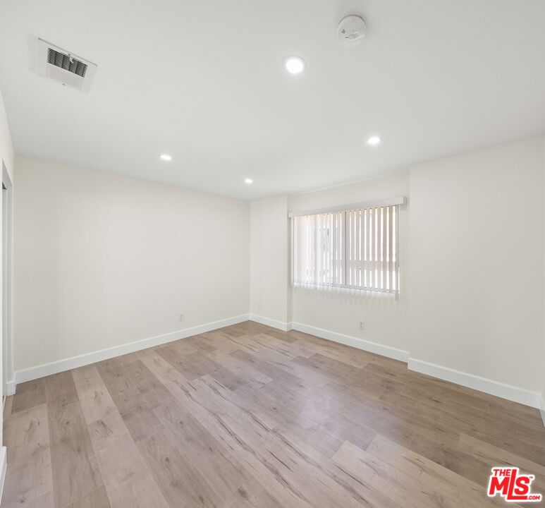 14112 Delano St Unit: Unit 3