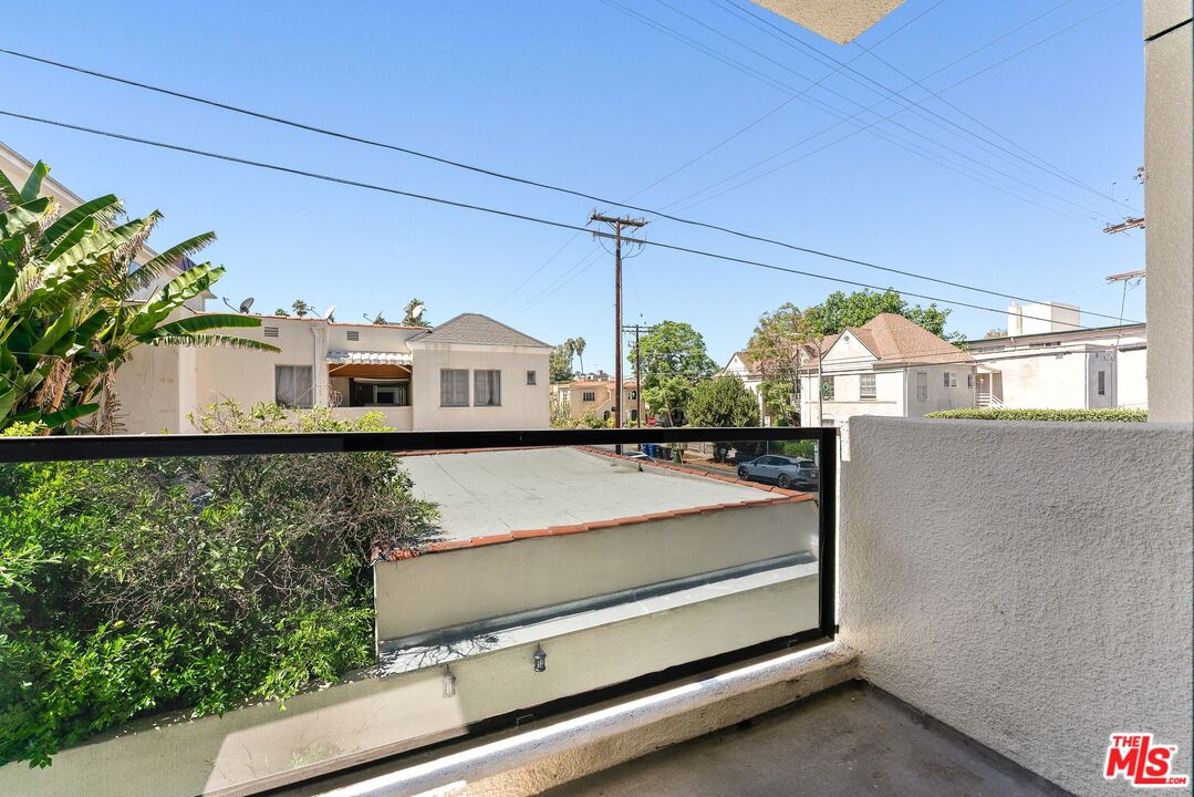 8558 Chalmers Dr Unit: 201