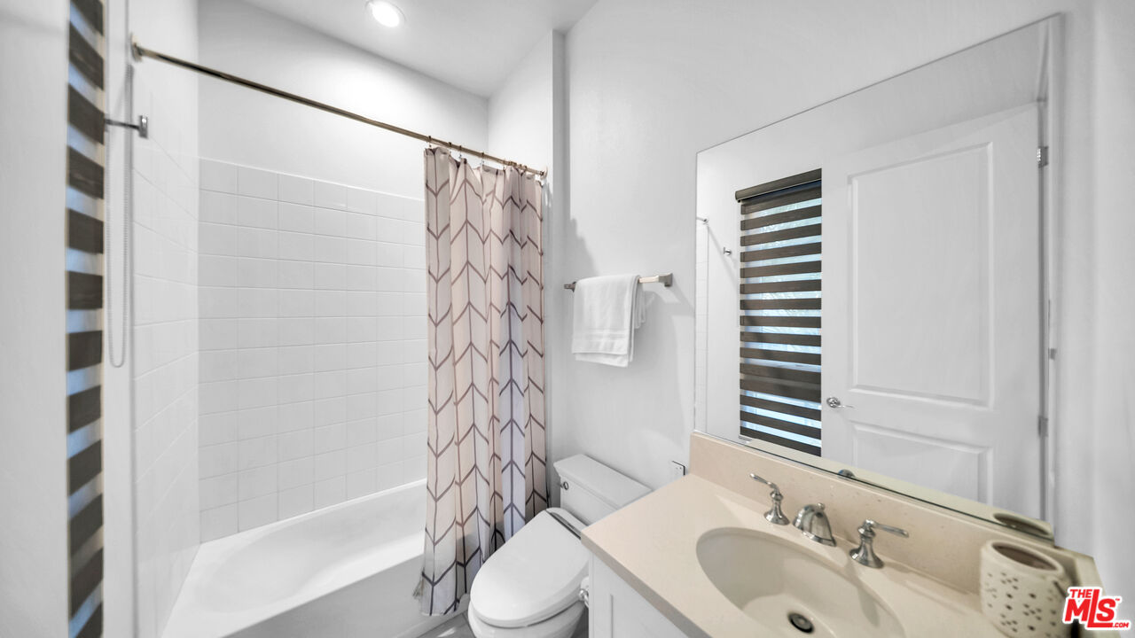 12553 N Ridgeline Rd