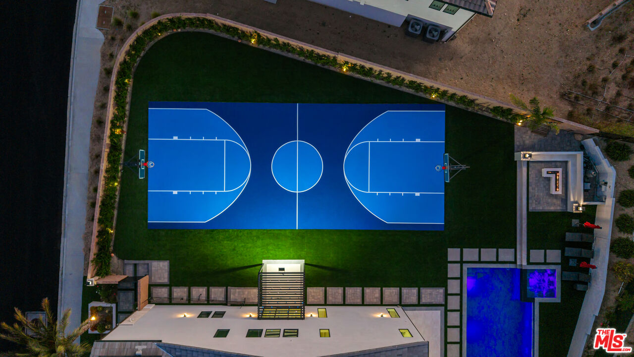 12553 N Ridgeline Rd