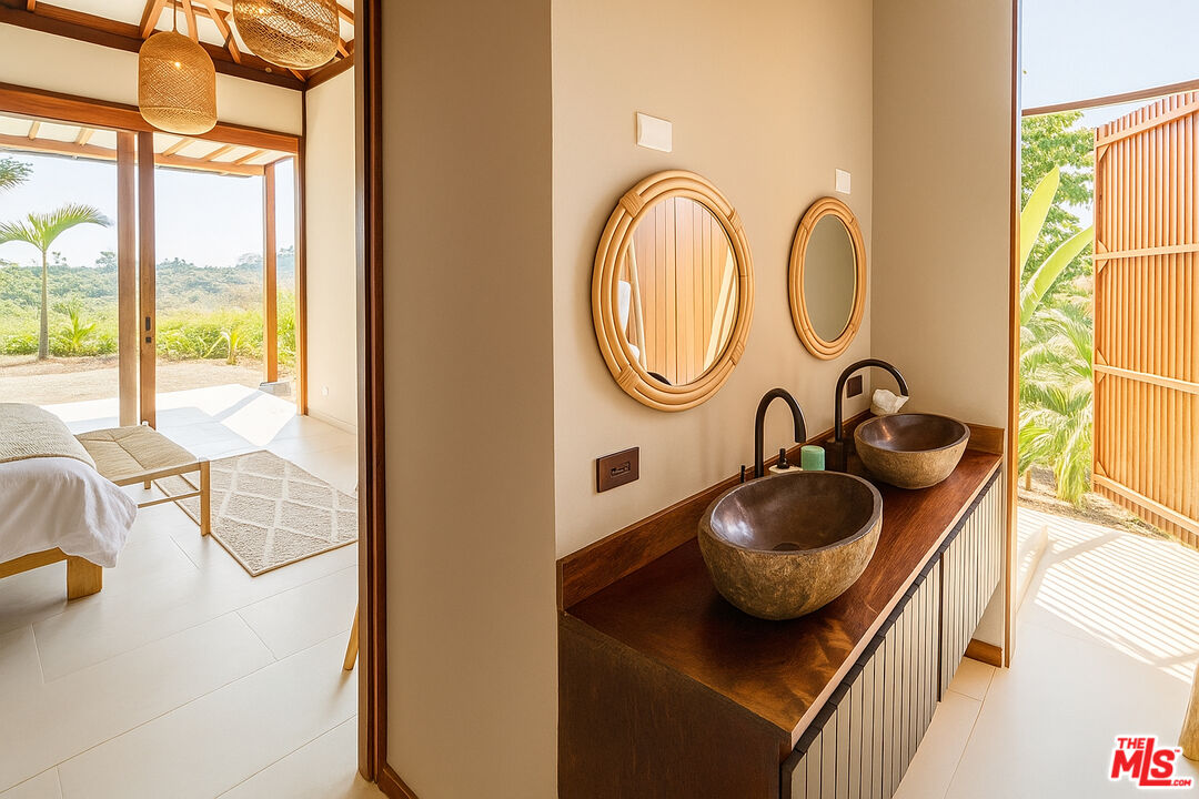 0 Mal Pais, Santa Teresa, Costa Rica