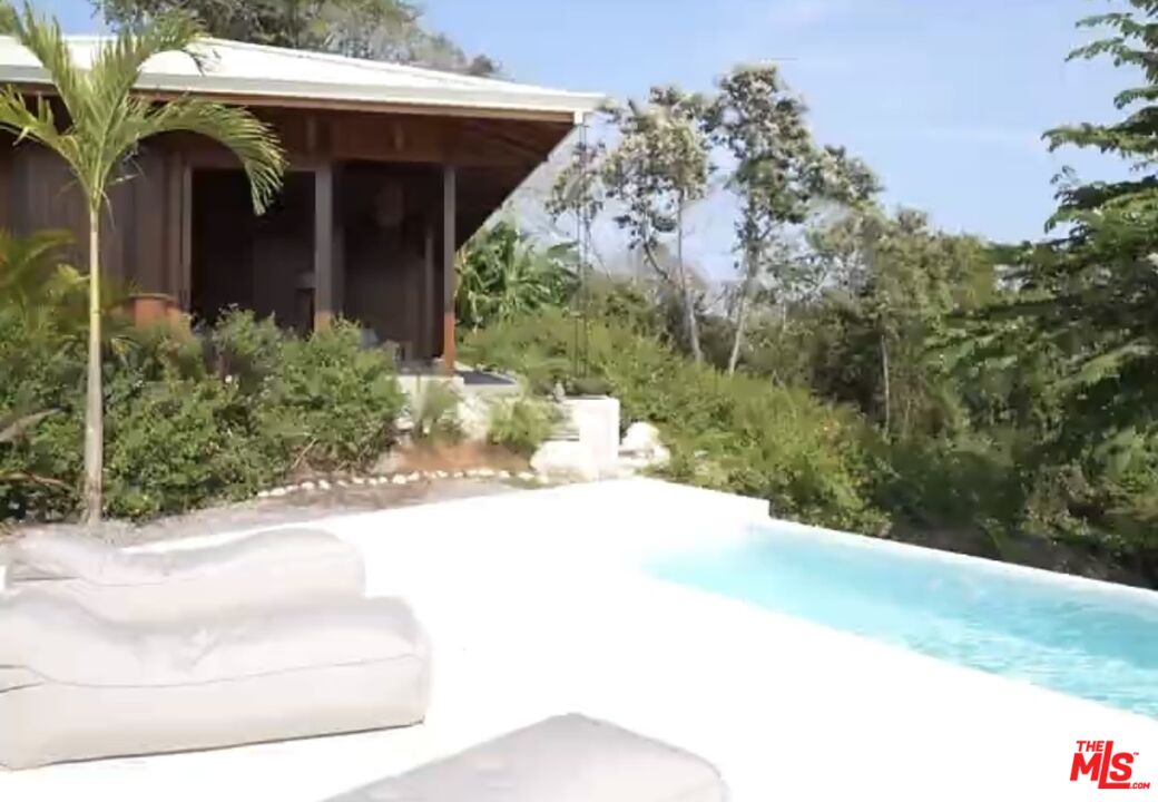 0 Mal Pais, Santa Teresa, Costa Rica