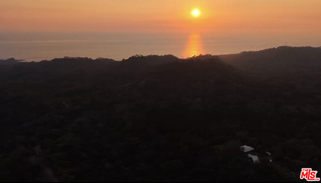 0 Mal Pais, Santa Teresa, Costa Rica