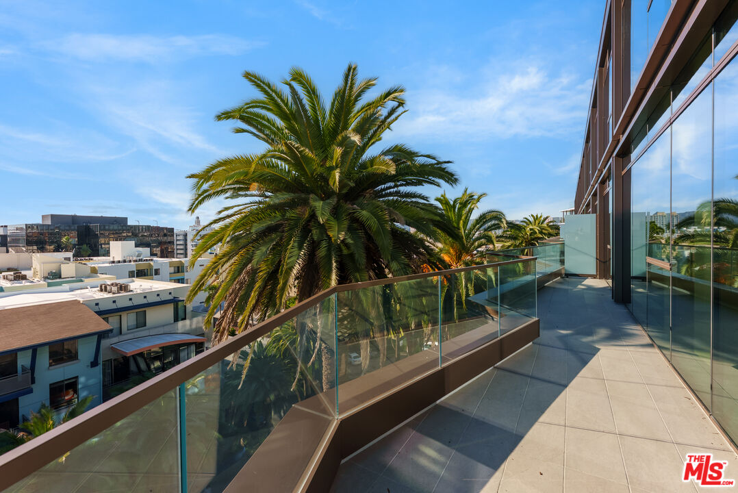 700 Broadway Unit: PH 715