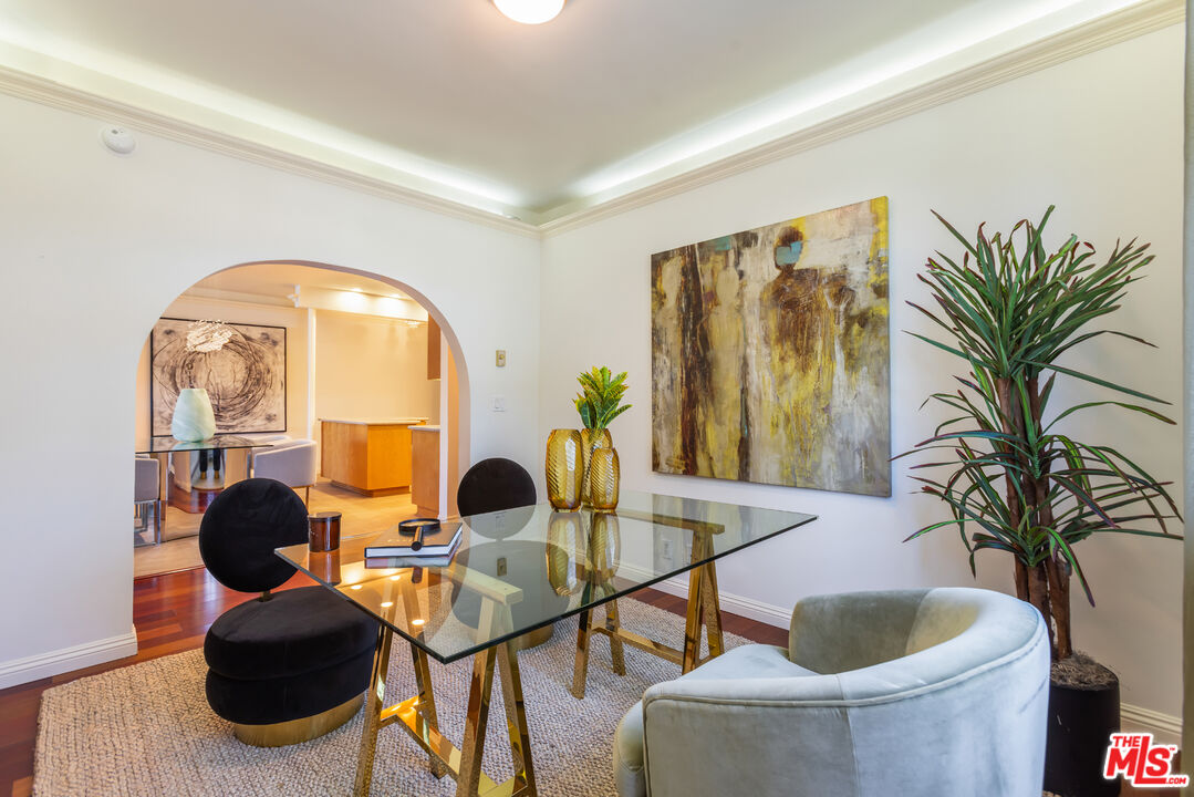 900 Euclid St Unit: 108