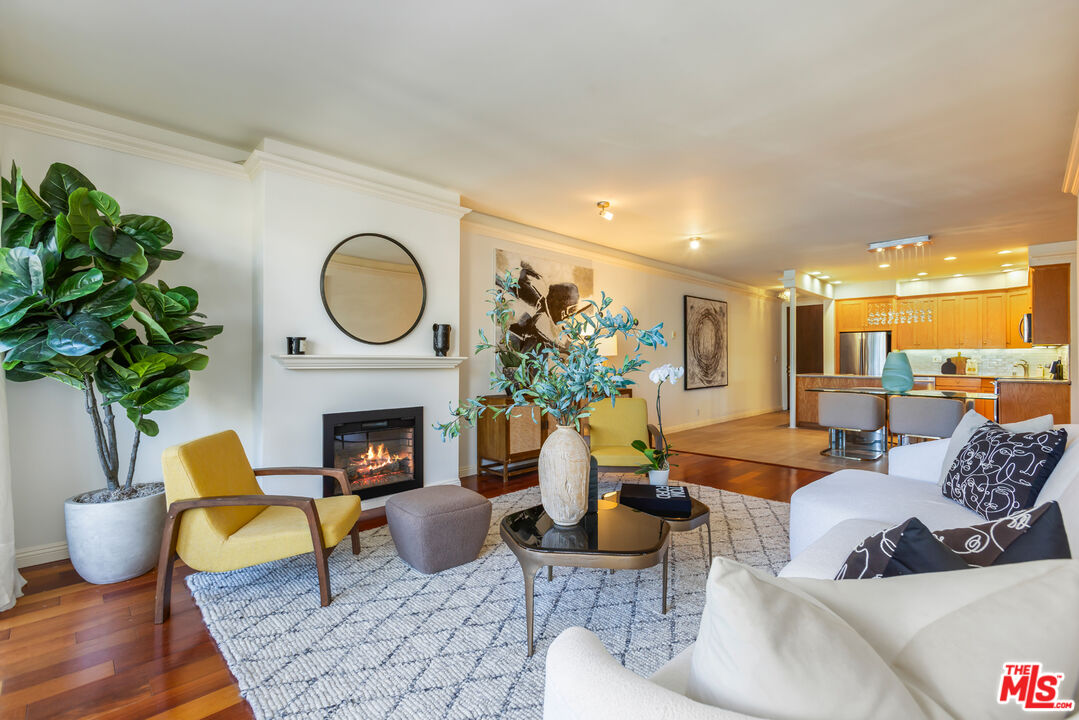 900 Euclid St Unit: 108