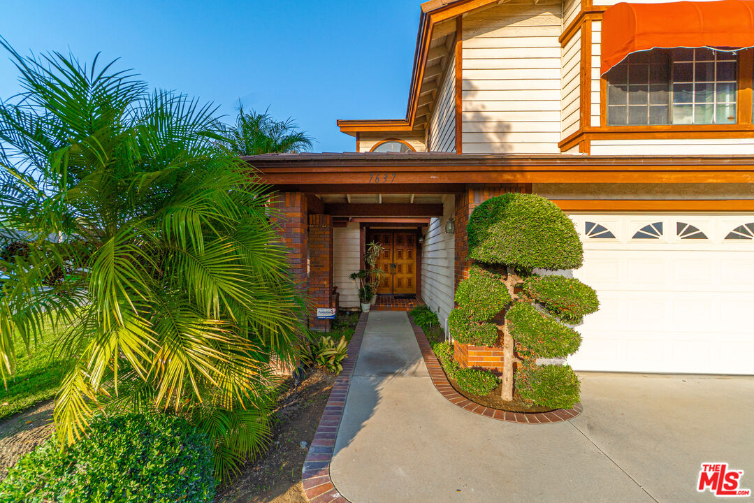 7637 Brunache St Unit: 7637