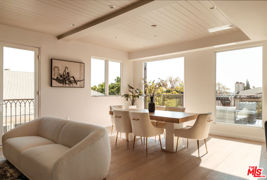 10725 Ashton Ave Unit: 101