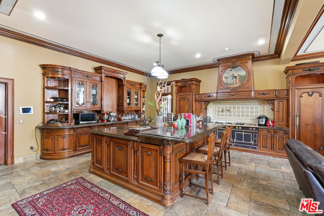 455 Lorraine Blvd