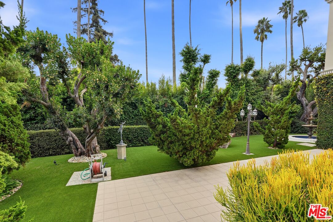 455 Lorraine Blvd