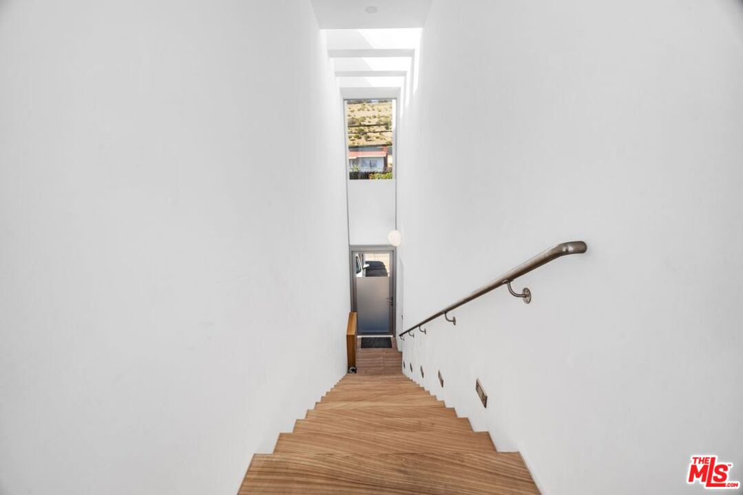 25102 Malibu Rd Unit: #B