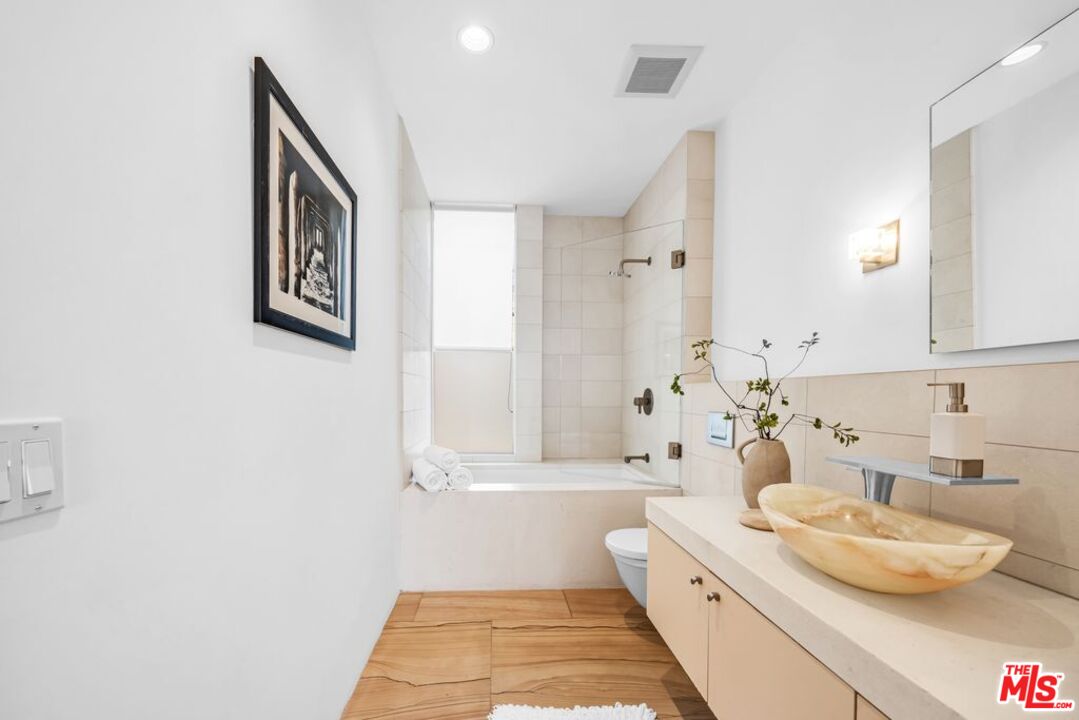 25102 Malibu Rd Unit: #B