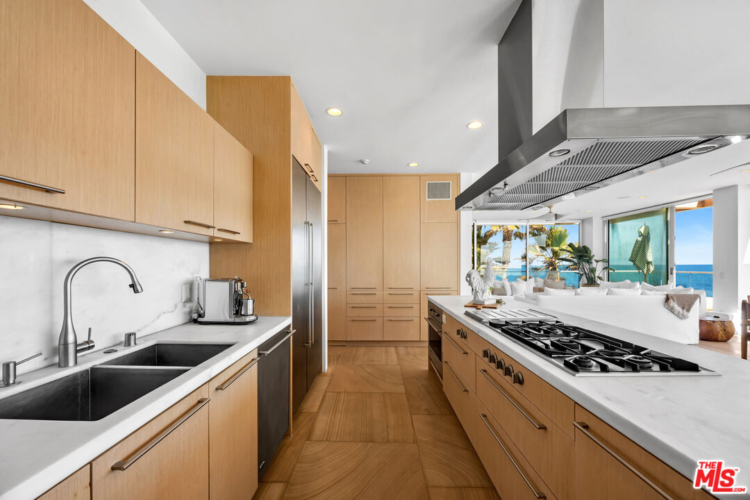 25102 Malibu Rd Unit: #B