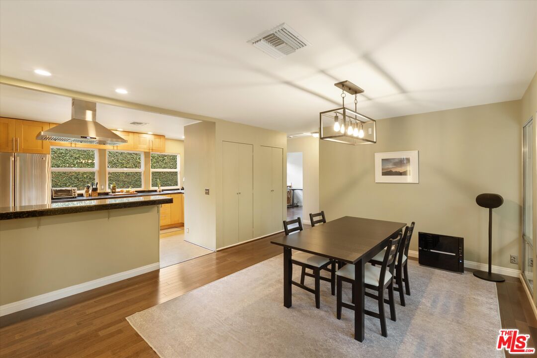 317 S Orchard Dr