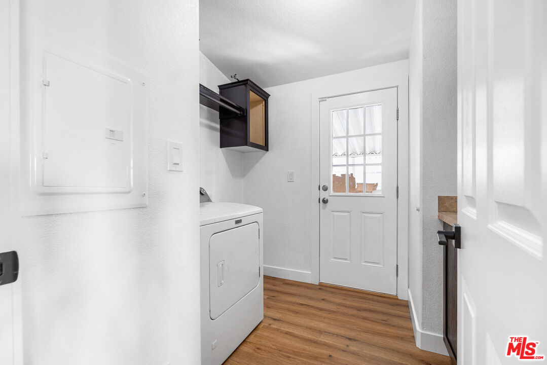 19127 Pioneer Blvd Unit: 30