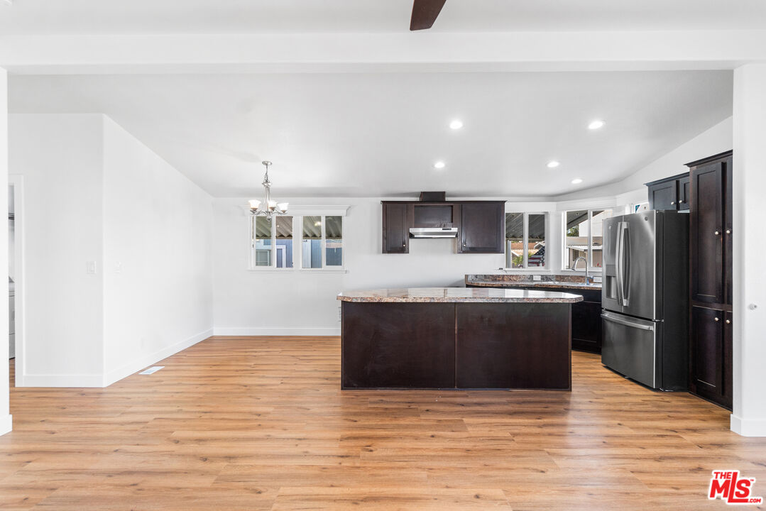 19127 Pioneer Blvd Unit: 30