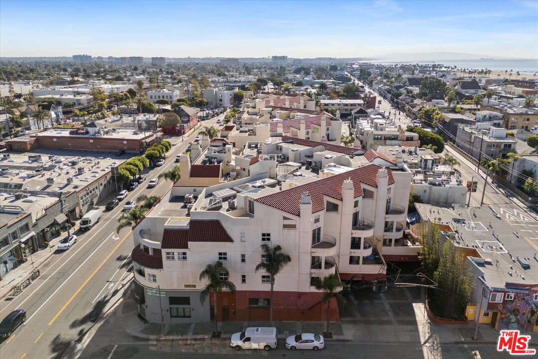 235 Main St Unit: 321