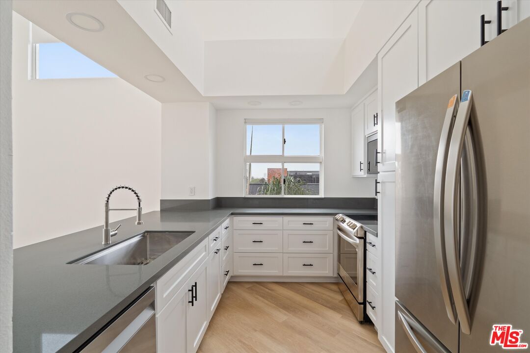 235 Main St Unit: 321