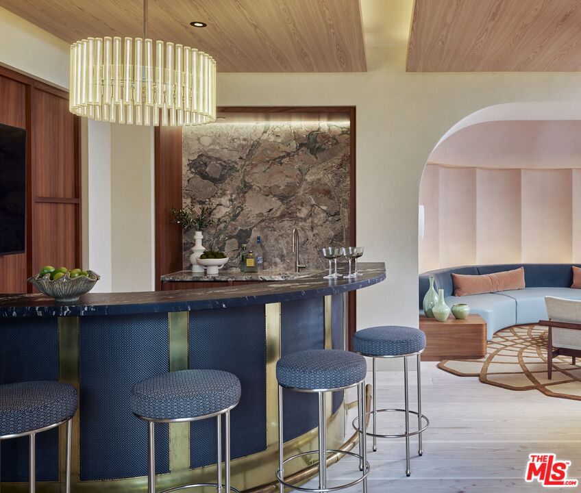 700 Broadway Unit: PH 815