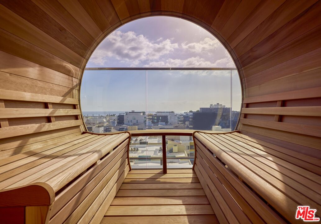 700 Broadway Unit: PH 815