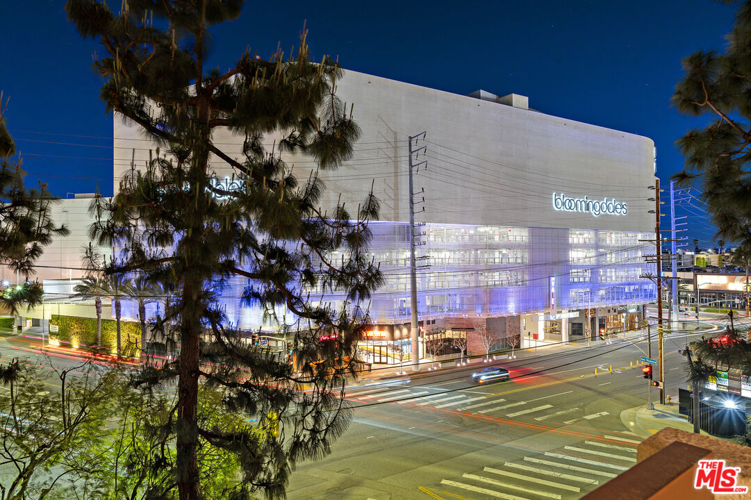 321 S San Vicente Blvd Unit: 507