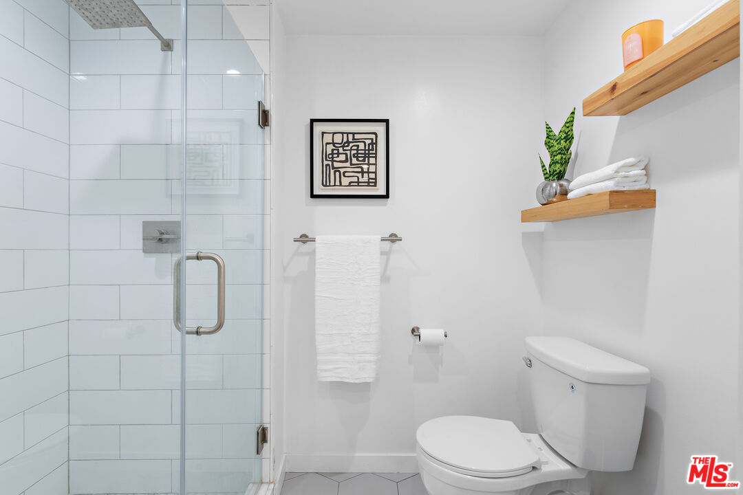 321 S San Vicente Blvd Unit: 507